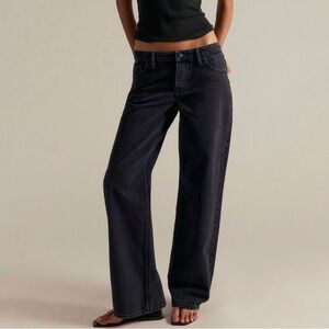 We The Free Tennessee low rise Boyfriend jeans size 27- super good condition